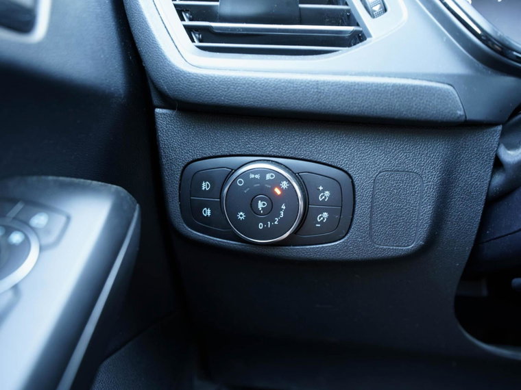 Vehicle Image 35
