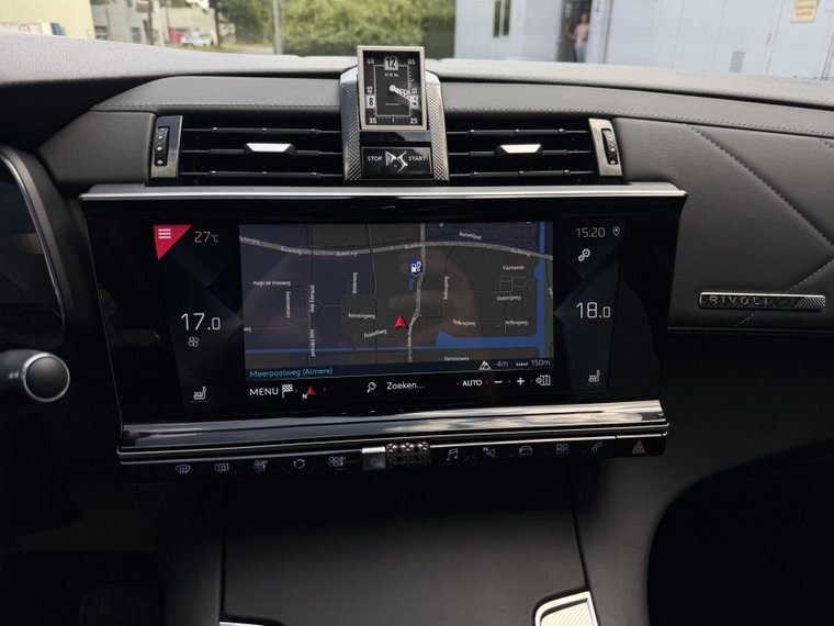 Vehicle Image 23