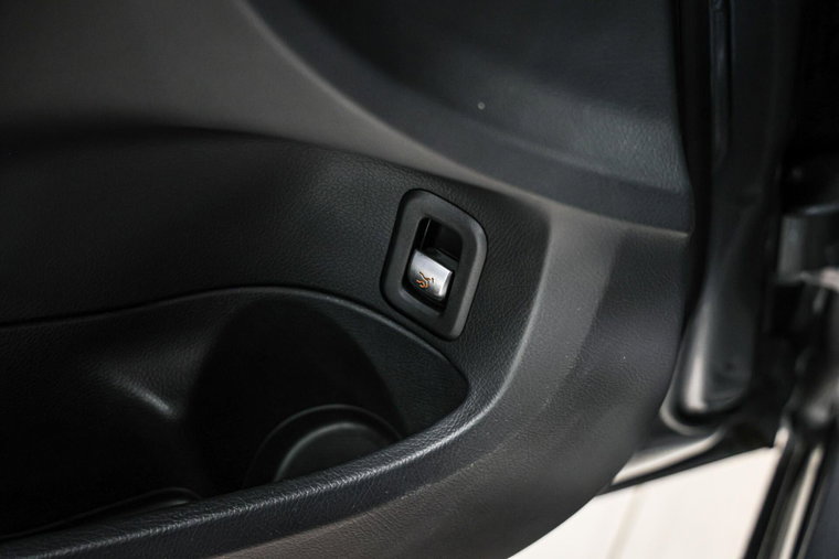 Vehicle Image 37