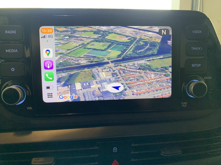 Vehicle Image 10