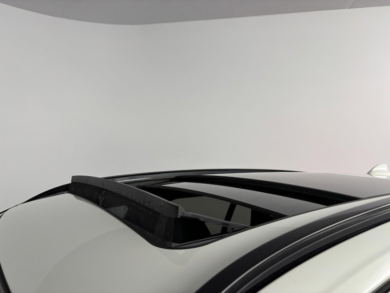 Vehicle Image 40