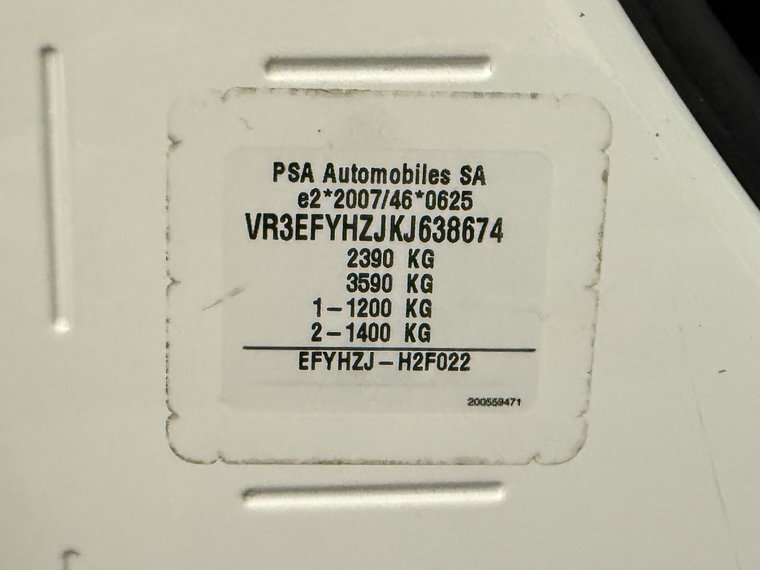 Vehicle Image 23
