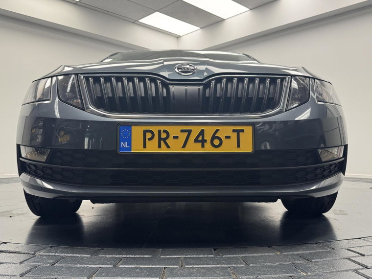 Vehicle Image 38