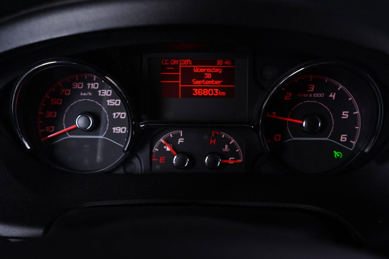 Vehicle Image 23