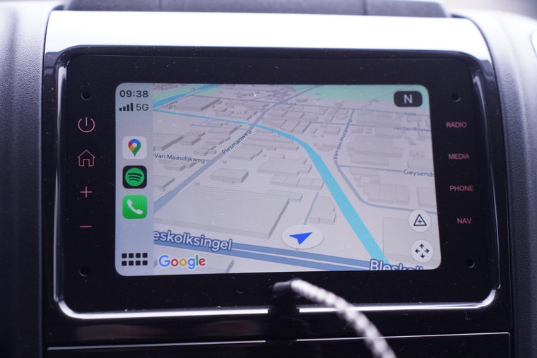 Vehicle Image 30