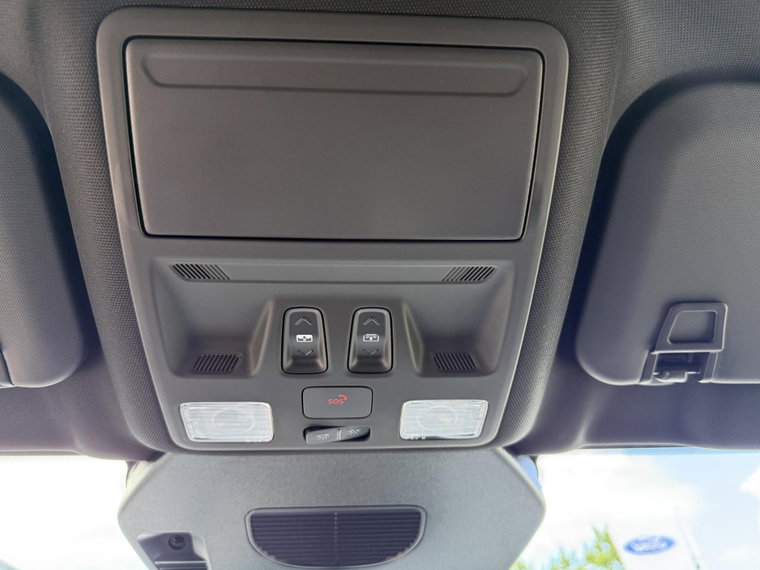 Vehicle Image 40