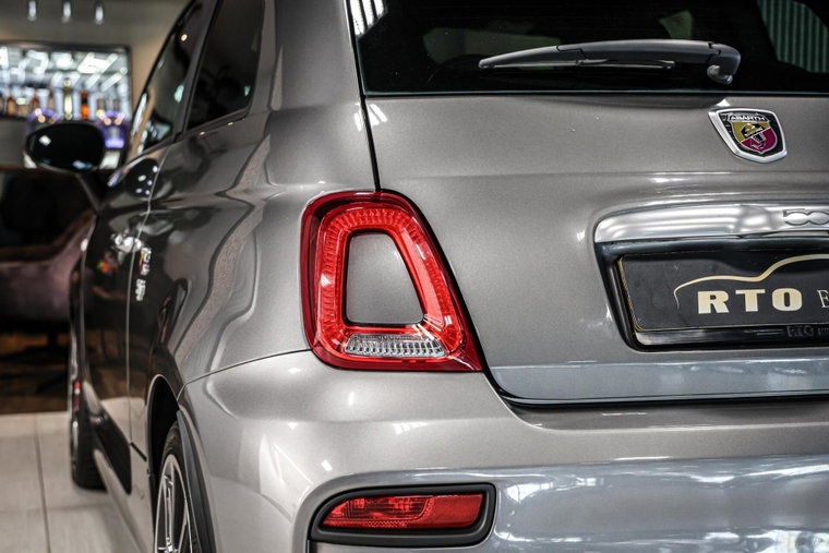 Vehicle Image 13
