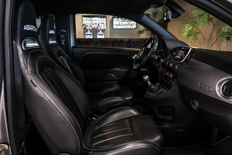 Vehicle Image 21