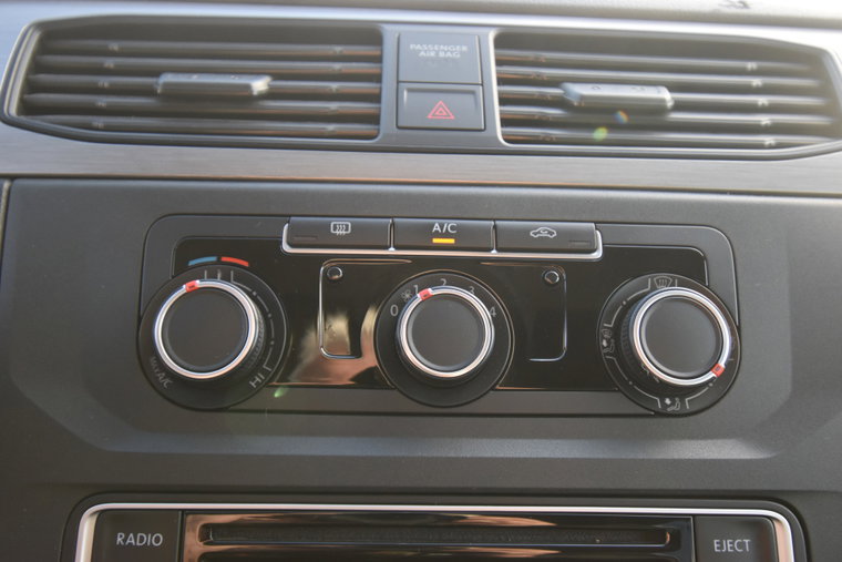 Vehicle Image 27