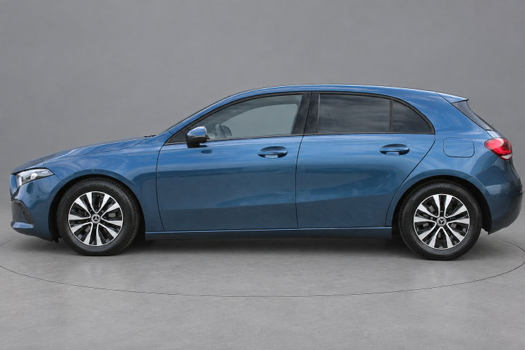 Vehicle Image 10