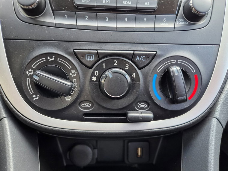 Vehicle Image 23