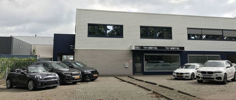 Vehicle Image 25