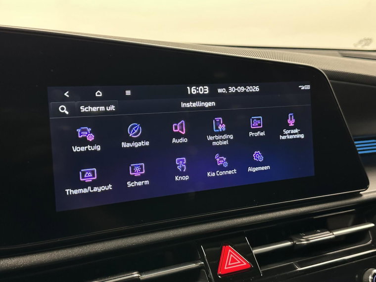 Vehicle Image 38
