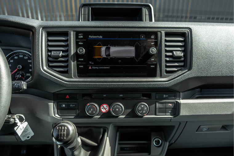 Vehicle Image 18