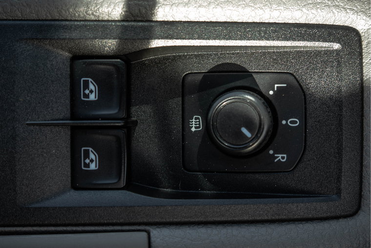 Vehicle Image 23