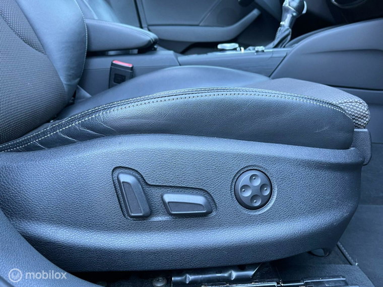 Vehicle Image 34