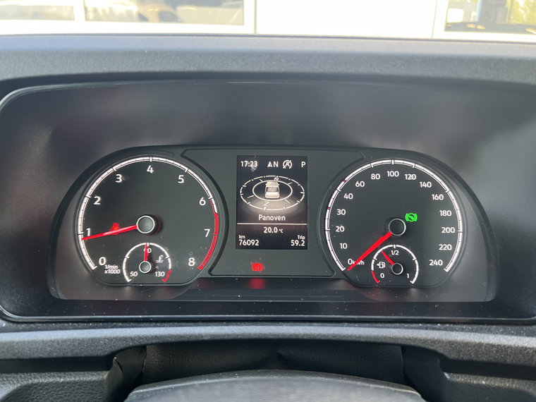 Vehicle Image 17