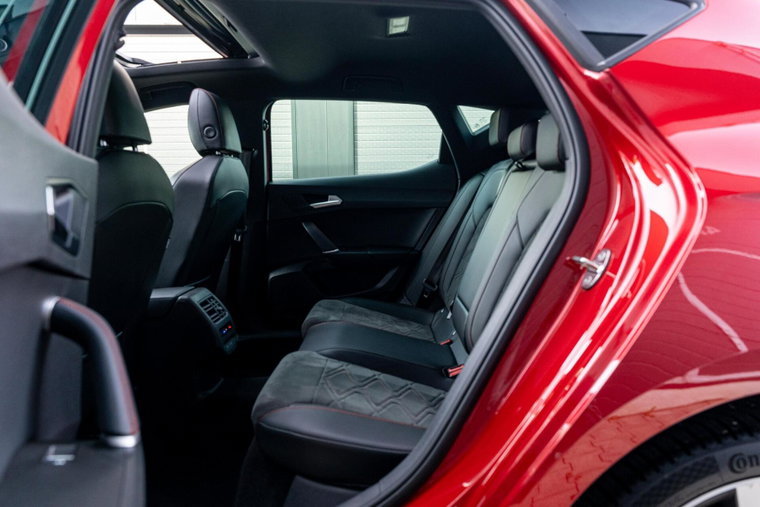 Vehicle Image 33