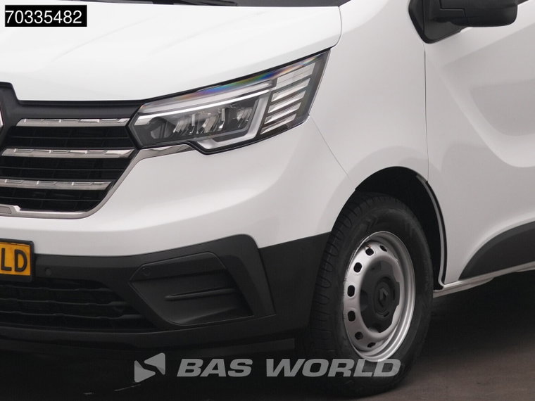 Vehicle Image 40