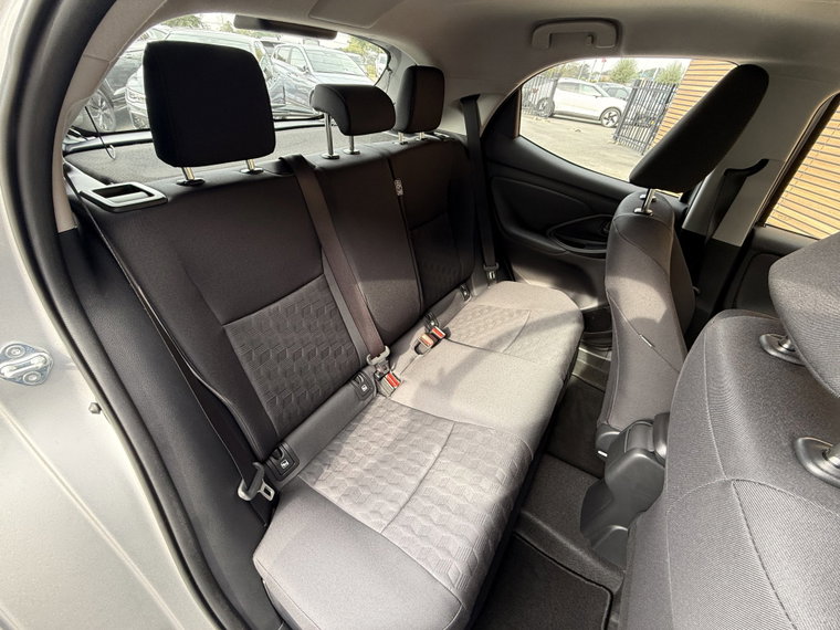 Vehicle Image 39