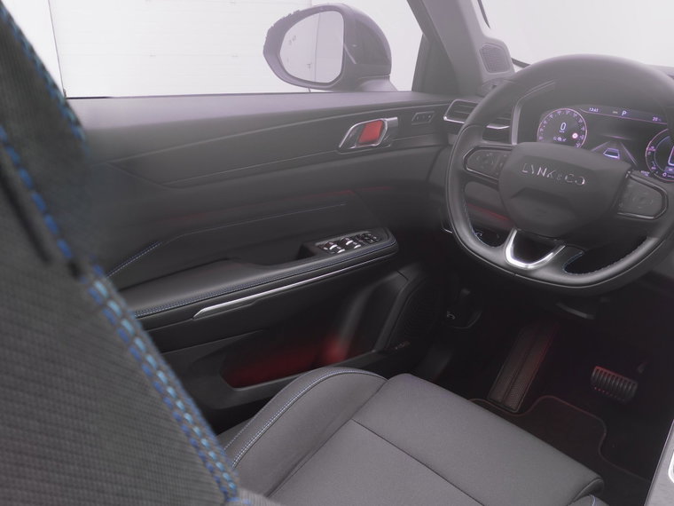Vehicle Image 11