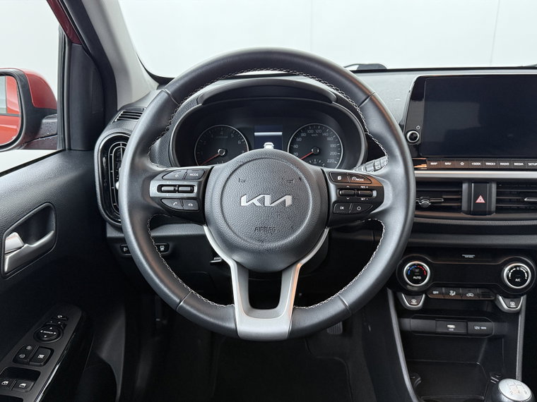 Vehicle Image 38