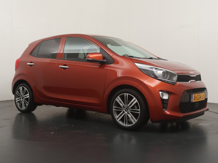 Vehicle Image 11