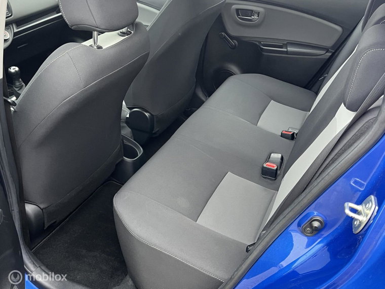 Vehicle Image 14