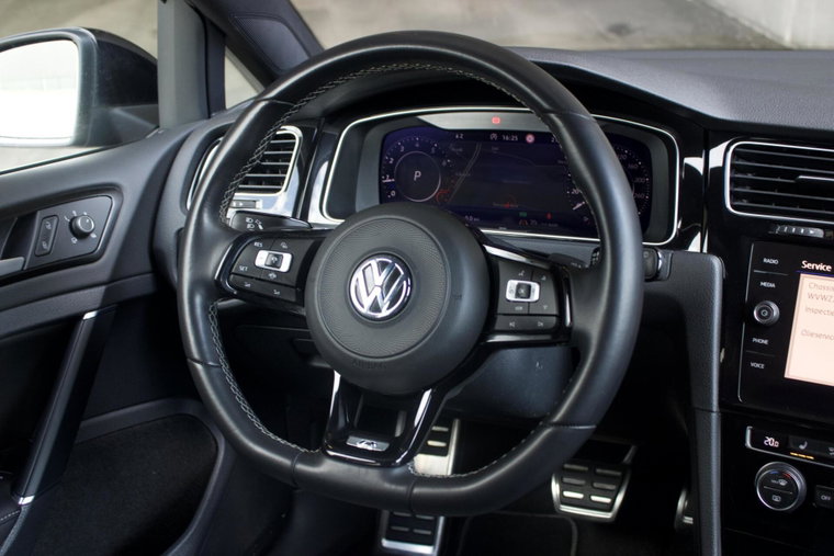 Vehicle Image 14