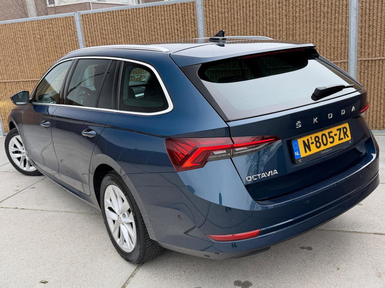 Vehicle Image 39