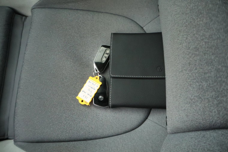 Vehicle Image 35