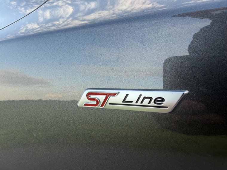 Vehicle Image 41