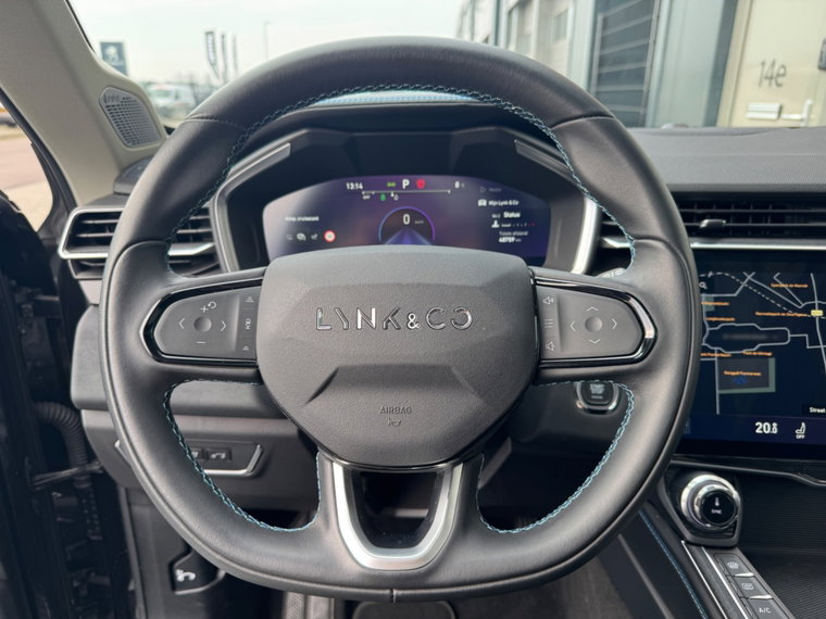 Vehicle Image 14