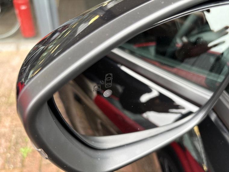 Vehicle Image 39