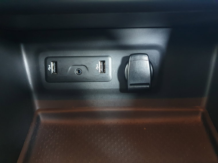 Vehicle Image 35