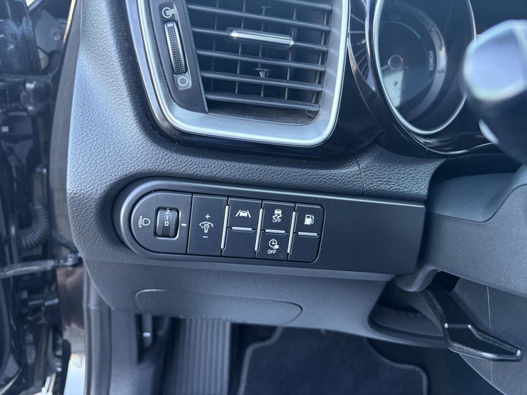 Vehicle Image 29