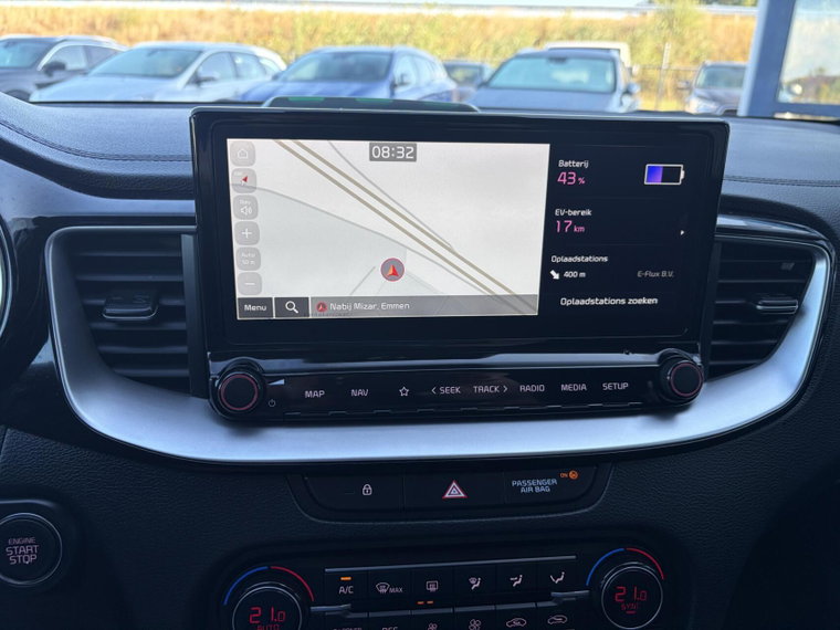 Vehicle Image 33