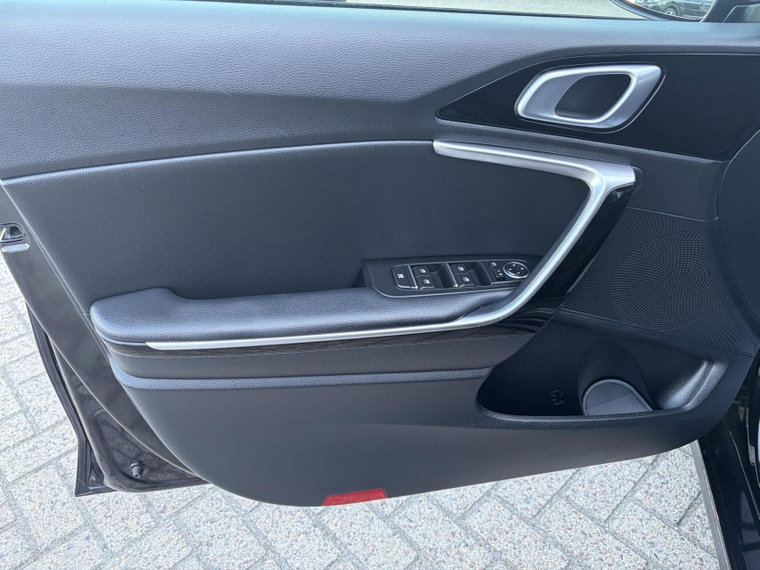 Vehicle Image 39