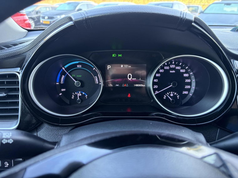 Vehicle Image 42