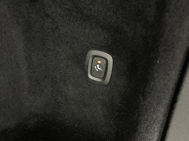 Vehicle Image 58