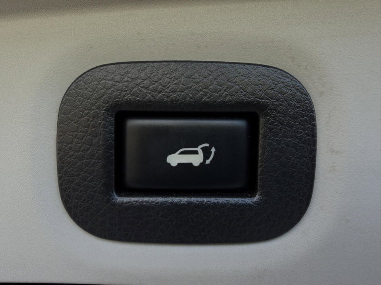 Vehicle Image 28