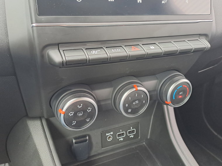 Vehicle Image 27