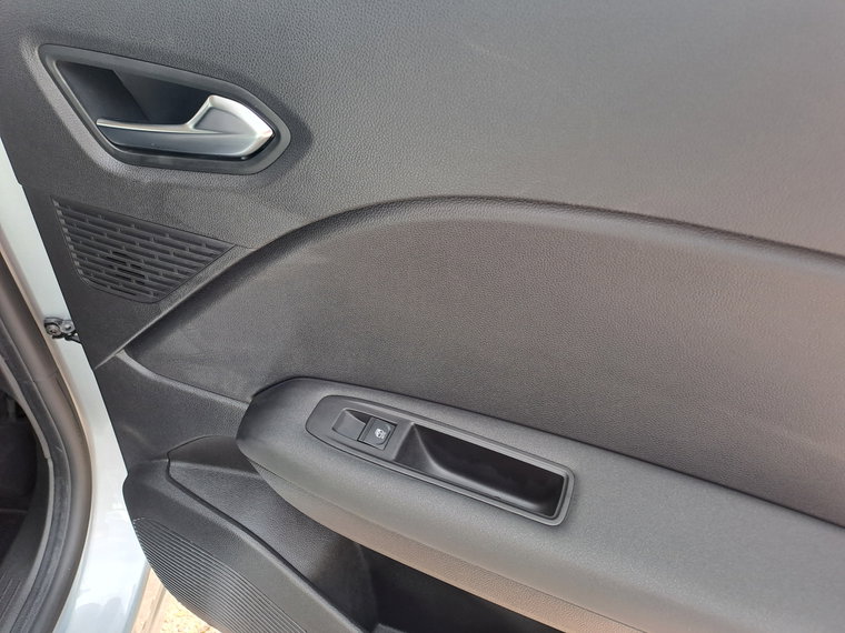 Vehicle Image 38