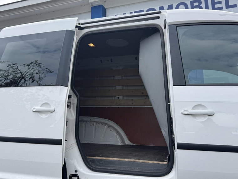 Vehicle Image 36