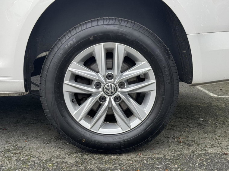 Vehicle Image 40