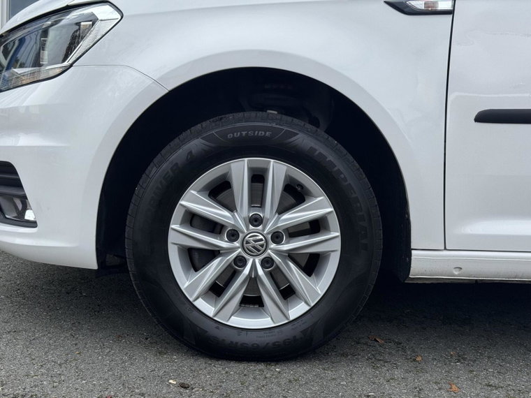 Vehicle Image 41
