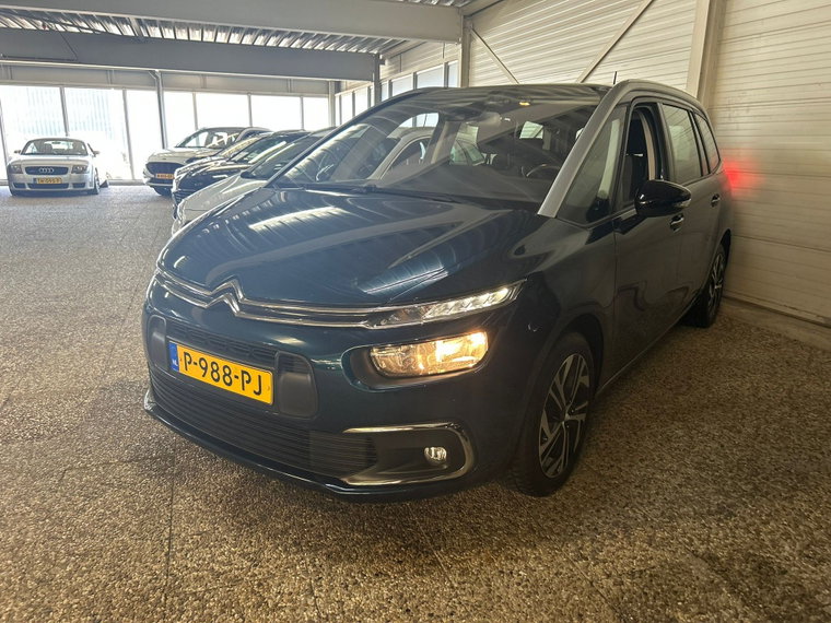 Vehicle Image 16