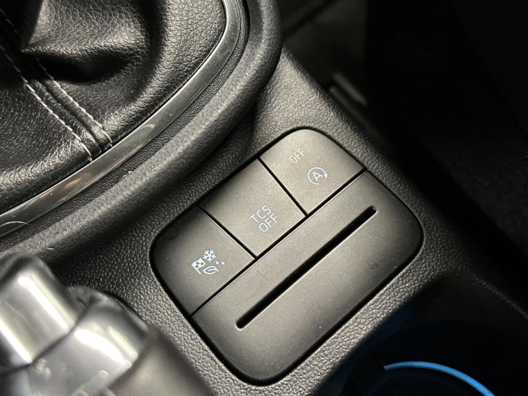 Vehicle Image 38