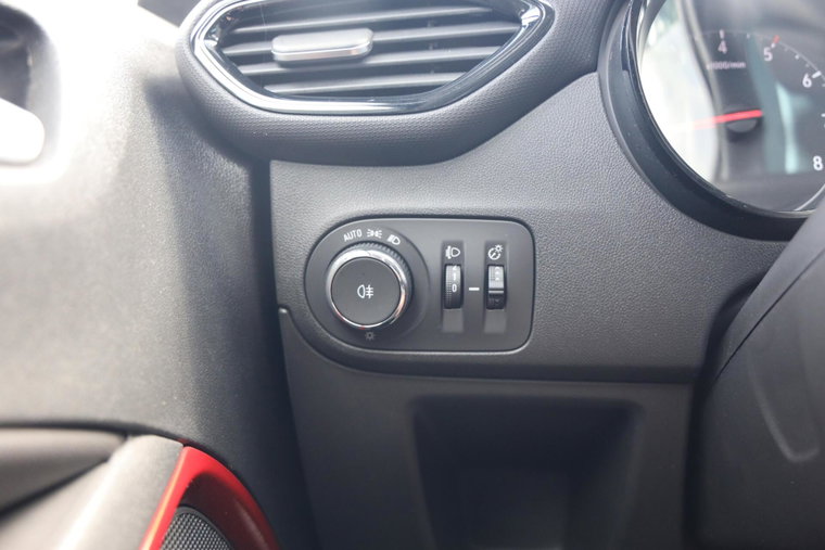 Vehicle Image 24
