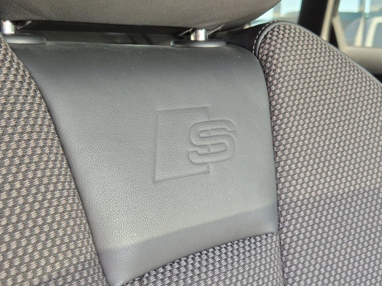 Vehicle Image 41